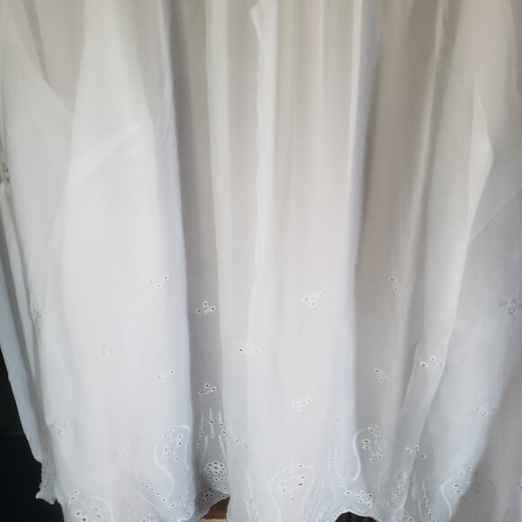 Torrid Blouse NeW. - Picture 4 of 7